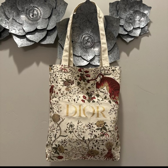 🐅 DIOR TIGER FLORAL FLOWER LILY TOTE SHOULDER BAG LARGE COTTON GOLD LETTERING - Picture 1 of 6